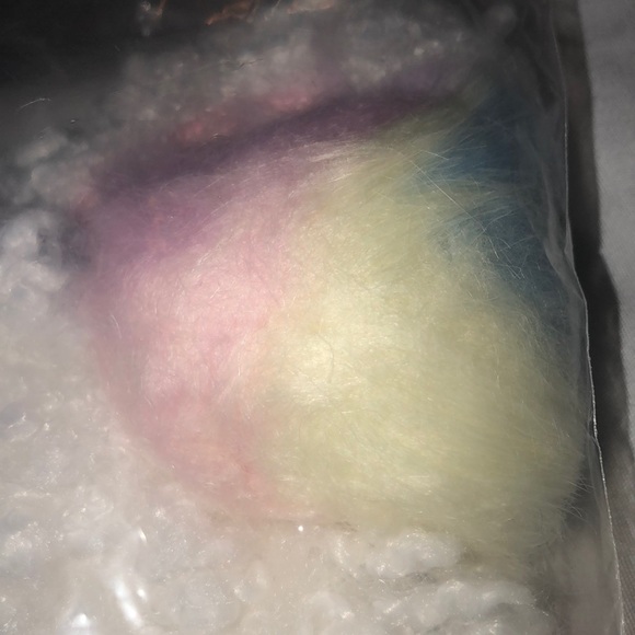 Hat - Picture 4 of 4